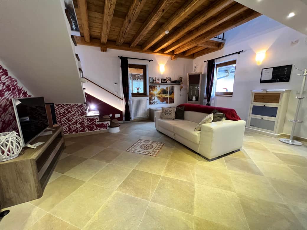Living room 2