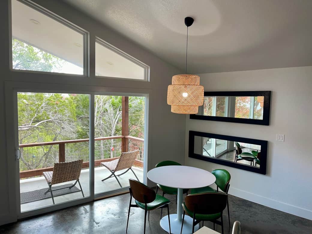 Fresh and Clean Kitchen!