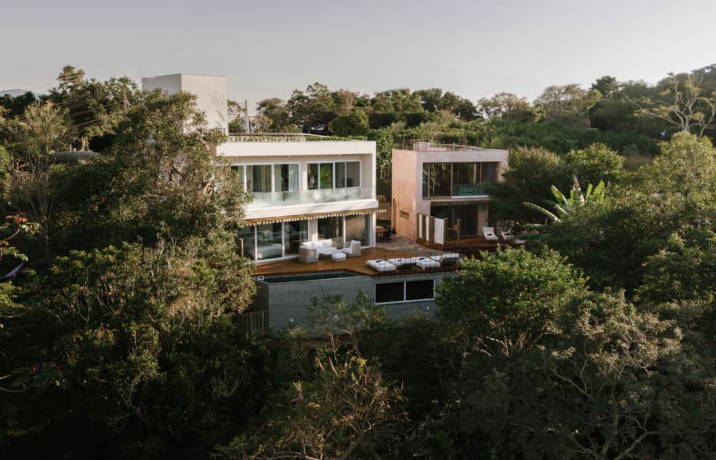 Cozy Casa: Main-, and Pink House facing Ocean Praia Mole Cozy Casa: Main-, and Pink House facing Ocean Praia Mole