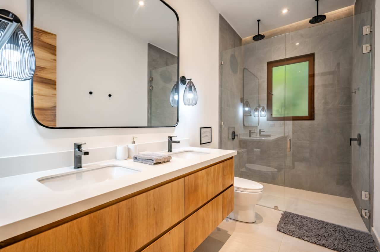 Bathroom 2