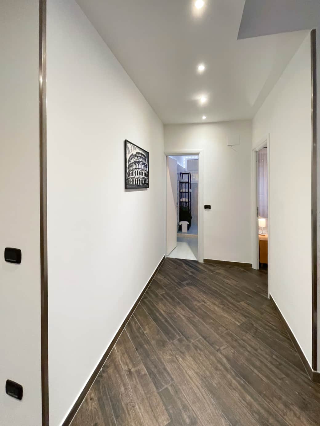 Corridoio Hallway Coridor Коридор 1