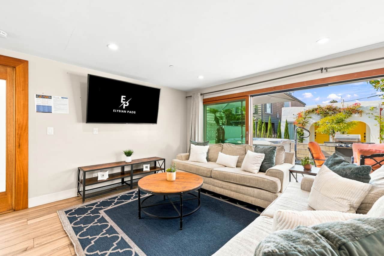 Living Room - Couch | TV