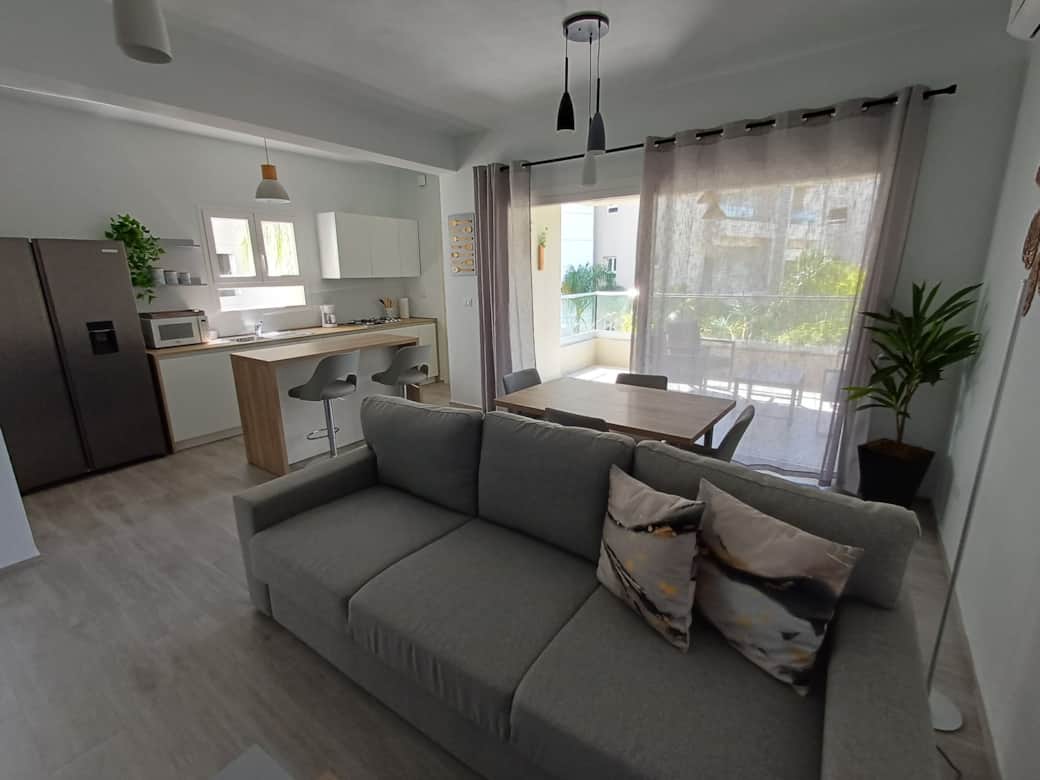 E4 FOTO (11) E4 FOTO (11)