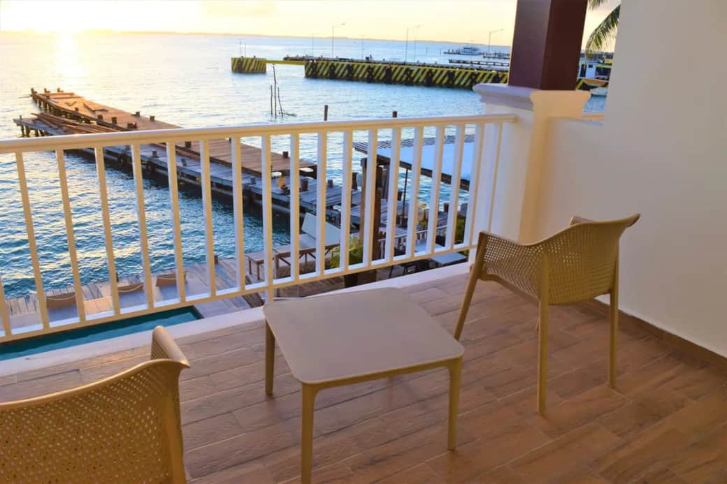 Marina Bartolome - Bartolome Suites - Oceanfront - Isla Mujeres - Vacation Rentals - Bedroom - Pool Marina Bartolome - Bartolome Suites - Oceanfront - Isla Mujeres - Vacation Rentals - Bedroom - Pool
