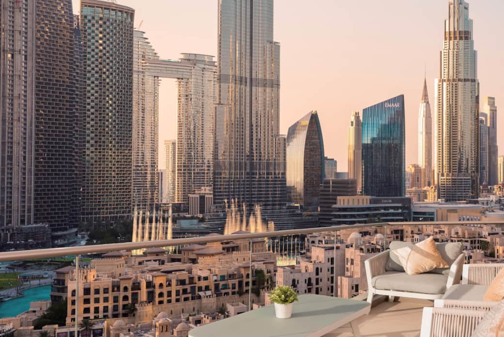 2002_Main View_v2_cut