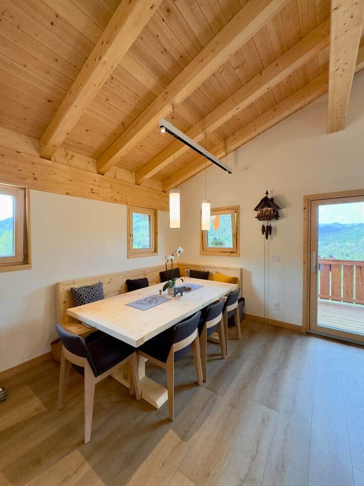 Upper Level Dining