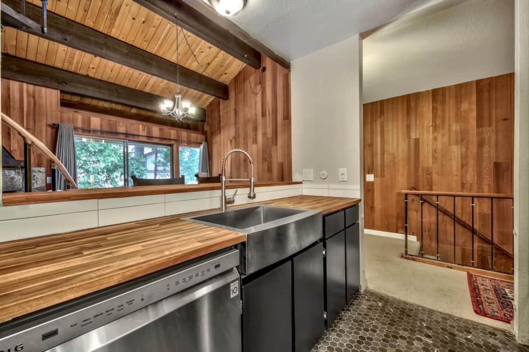 Kitchen sink