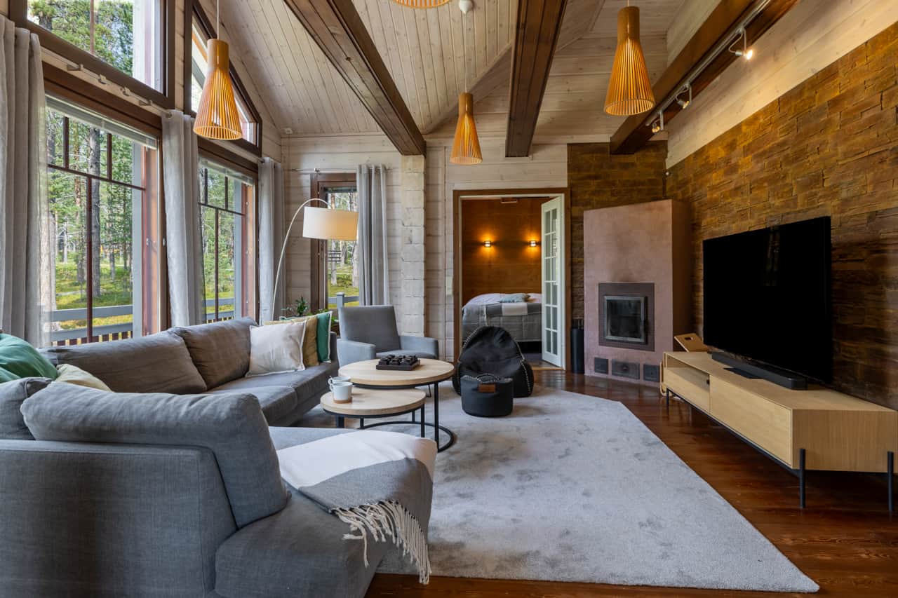 Living room & fireplace