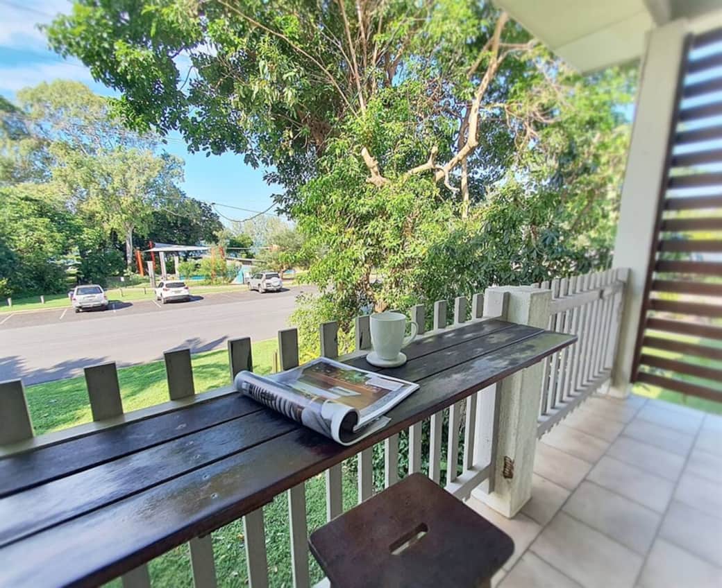 Benayah 3 - Front patio Benayah 3 - Front patio