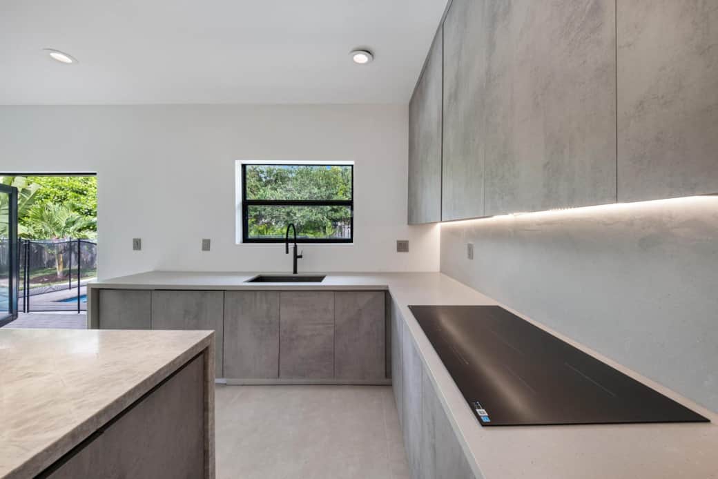 12790 SW 91st Ave, Miami 33176-40