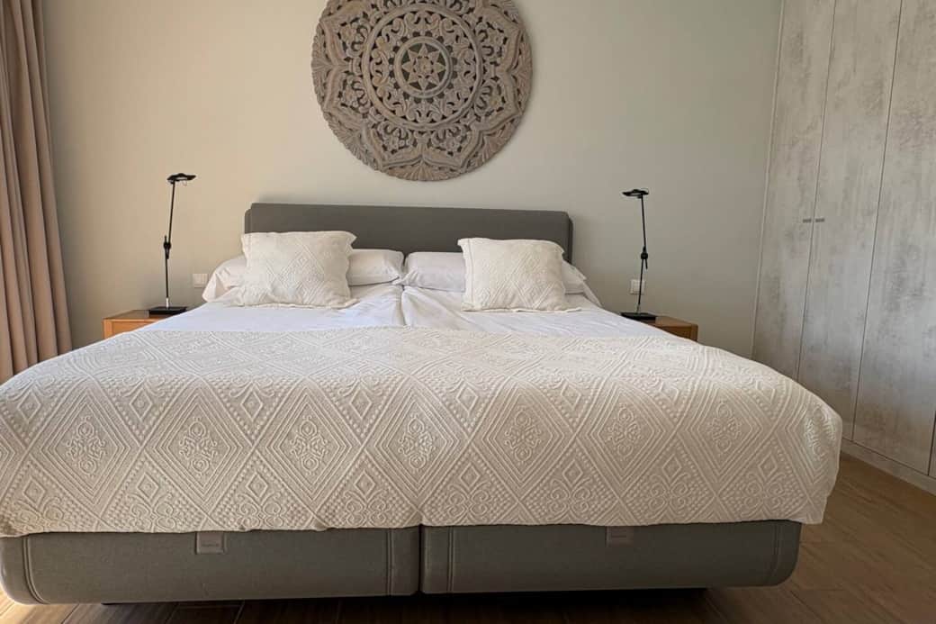 Topline Tempur bedding with smart cool topper