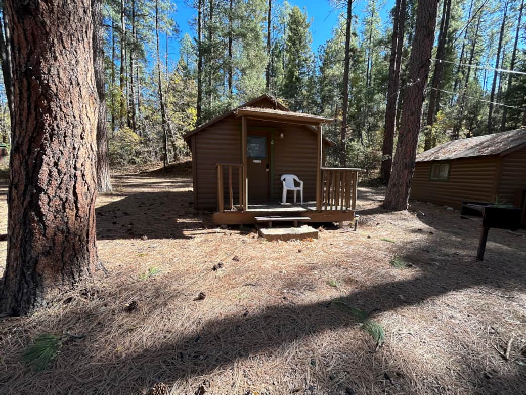 Cabin 6 Exterior 3