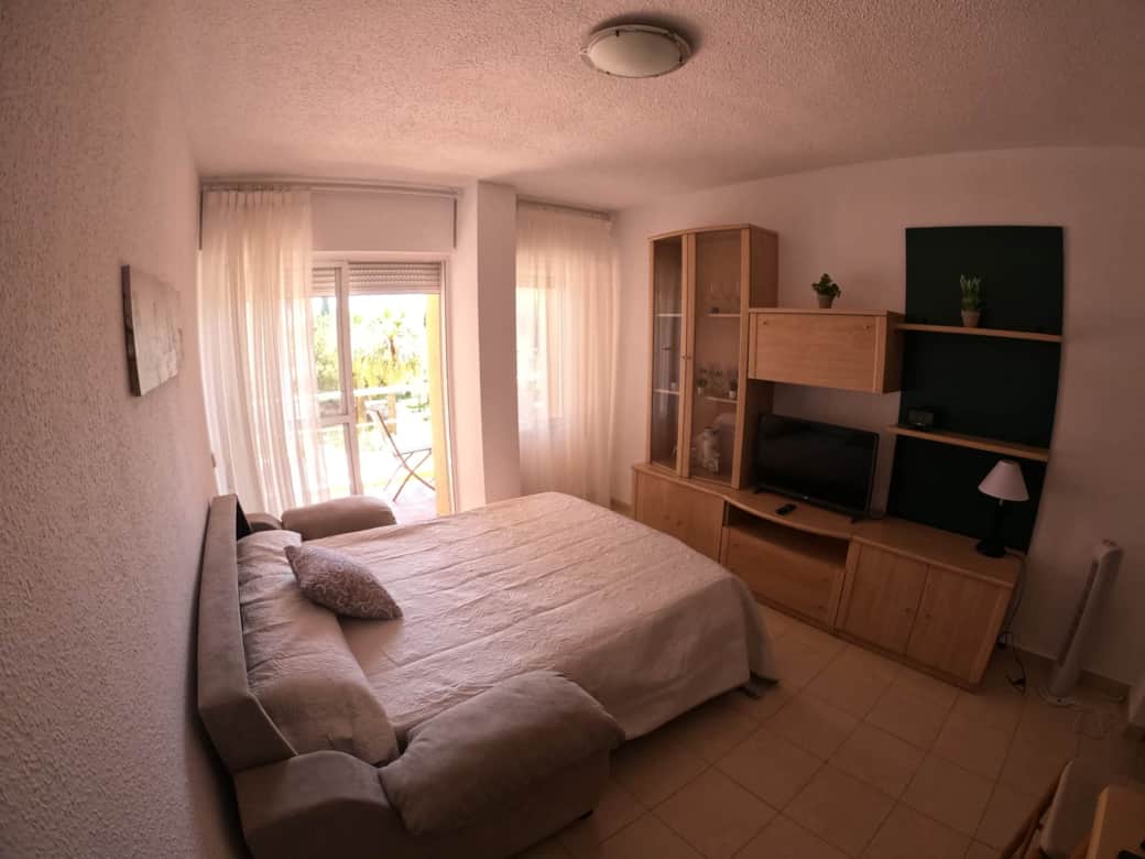 Salón con sofá cama