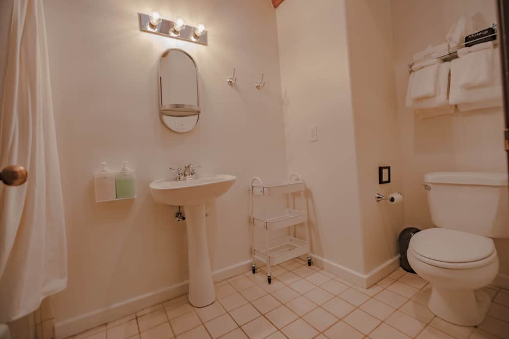 En suite bathroom. En suite bathroom.