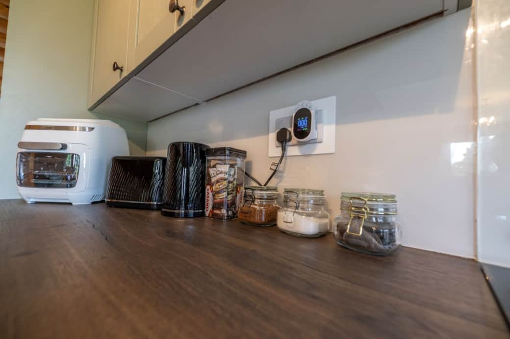Kettle and air fryer