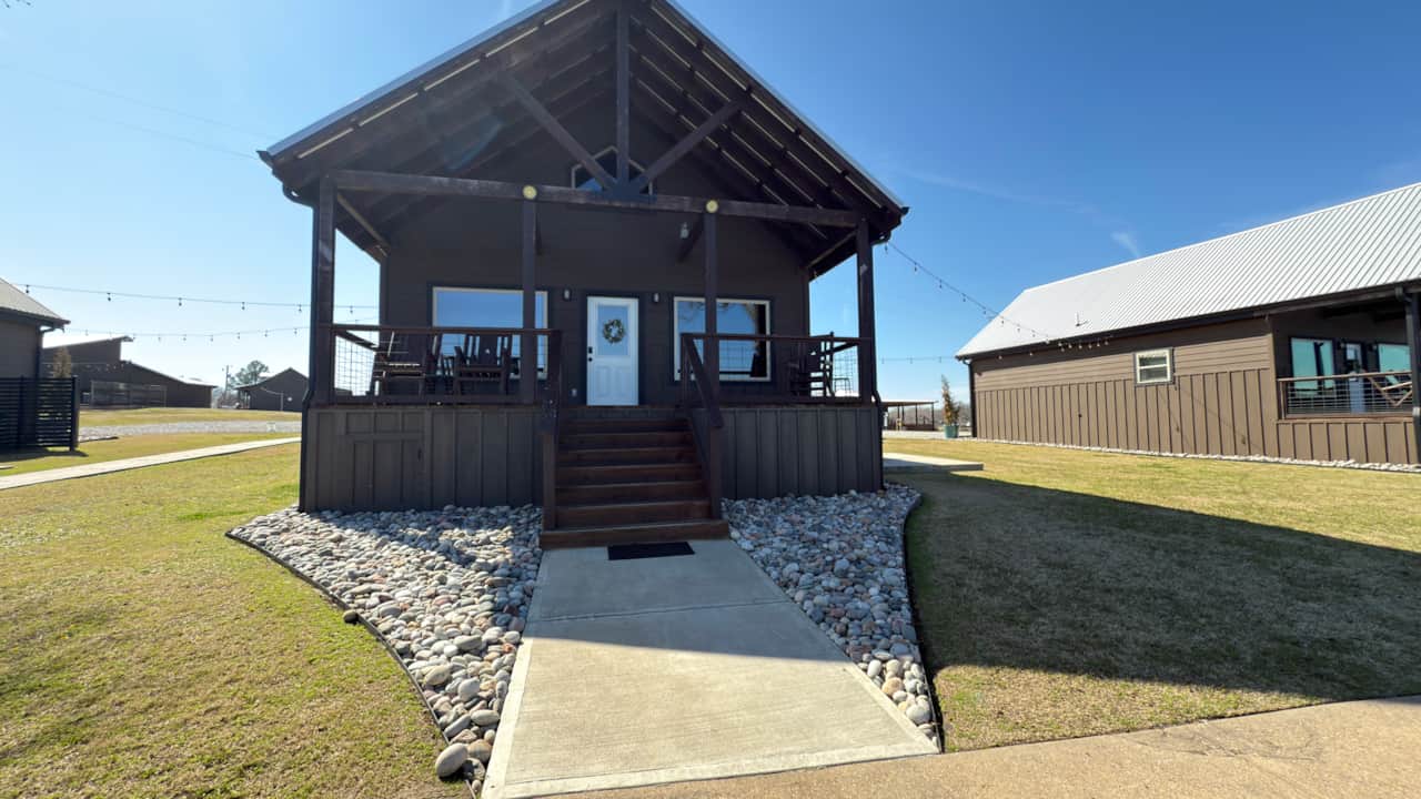 Laredo Cabin
