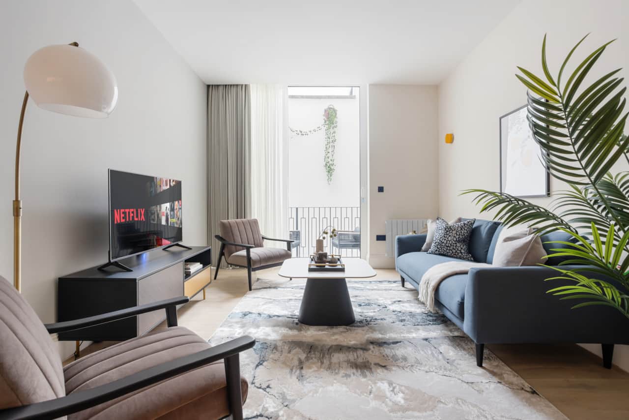Flat B, 36 Great Russell Street-1