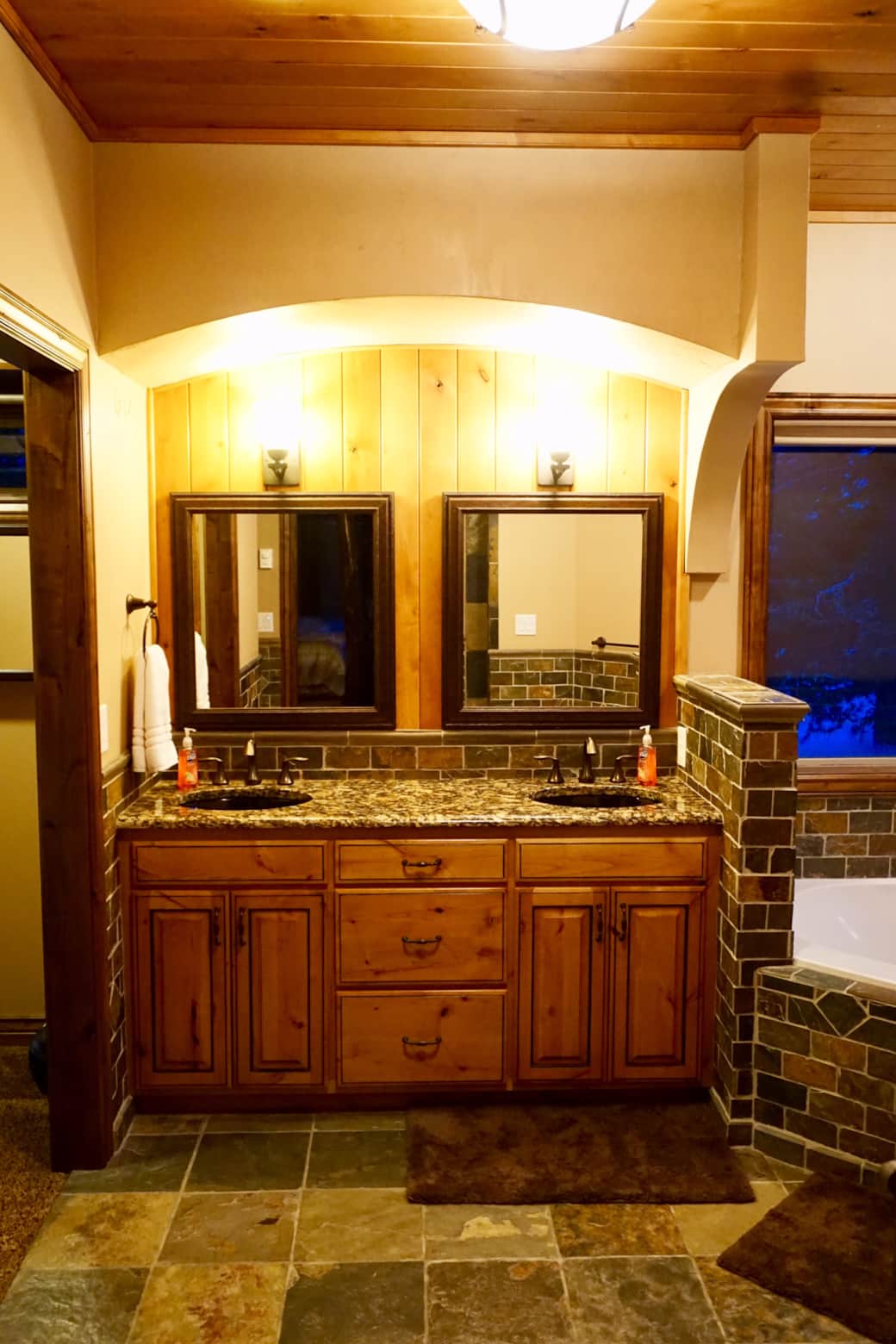 Master bathroom 