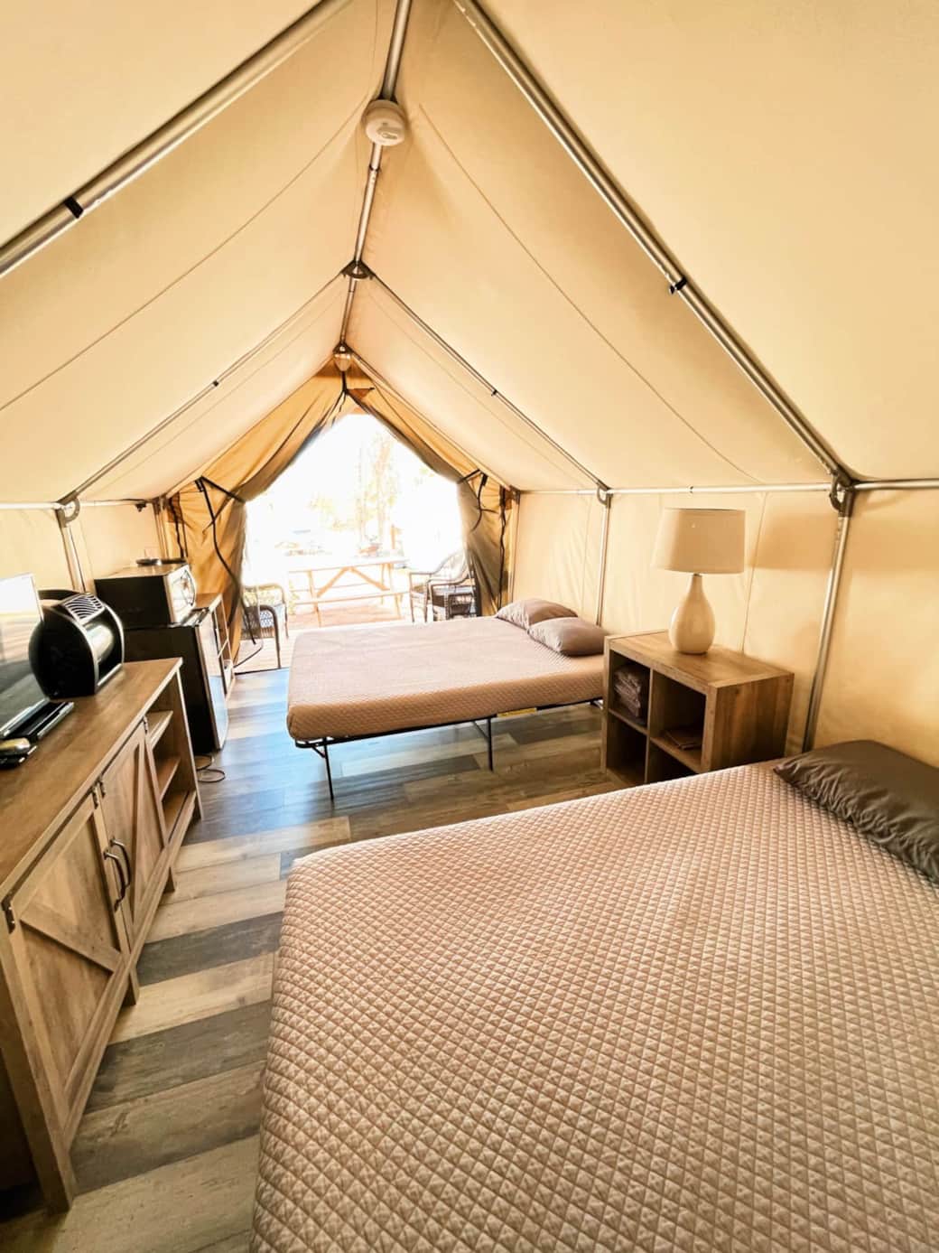 Two queen beds are comfortable! Two queen beds are comfortable!