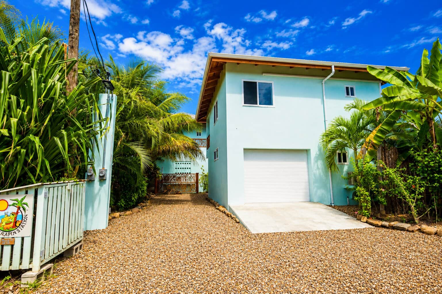 Driveway and Parking Area.jpg Driveway and Parking Area.jpg