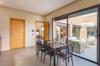villa Zina, Élégance et luxe,piscine & jacuzzi — photo 14