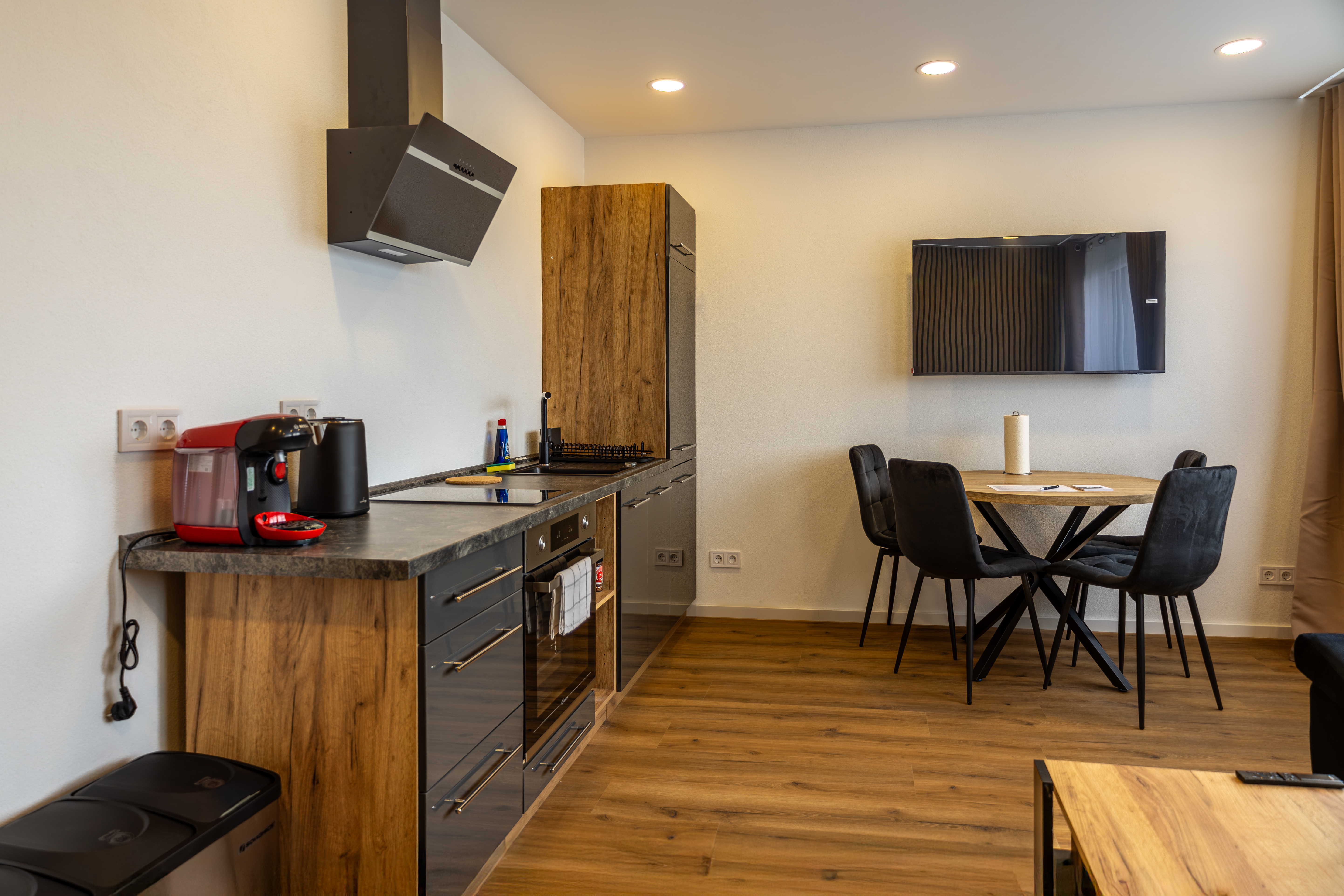 Apartment 9 2