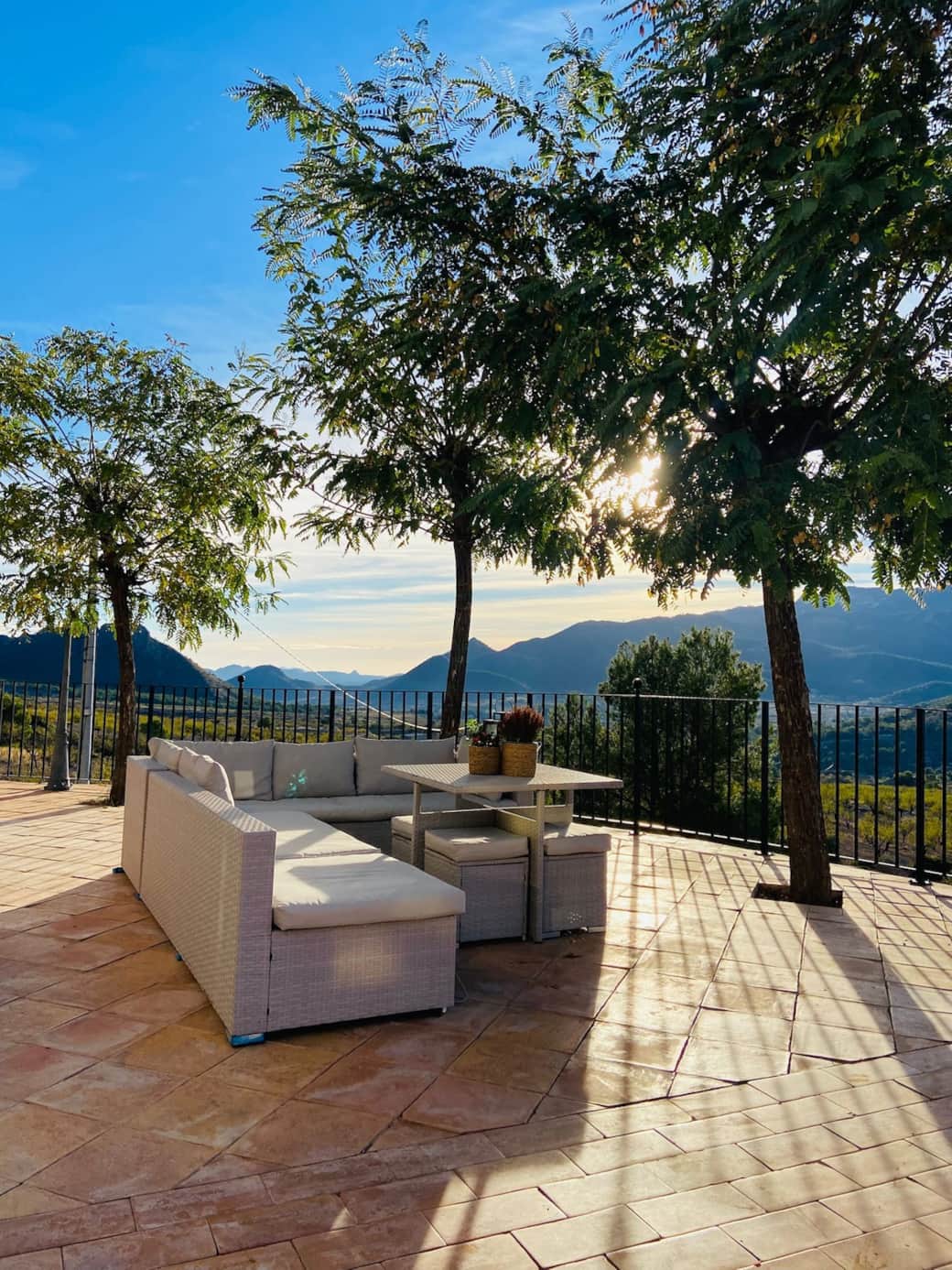 Terraza con vistas a Ricote, Sierra del Oro, Sierra España y todo el valle de Ricote. Terraza con vistas a Ricote, Sierra del Oro, Sierra España y todo el valle de Ricote.