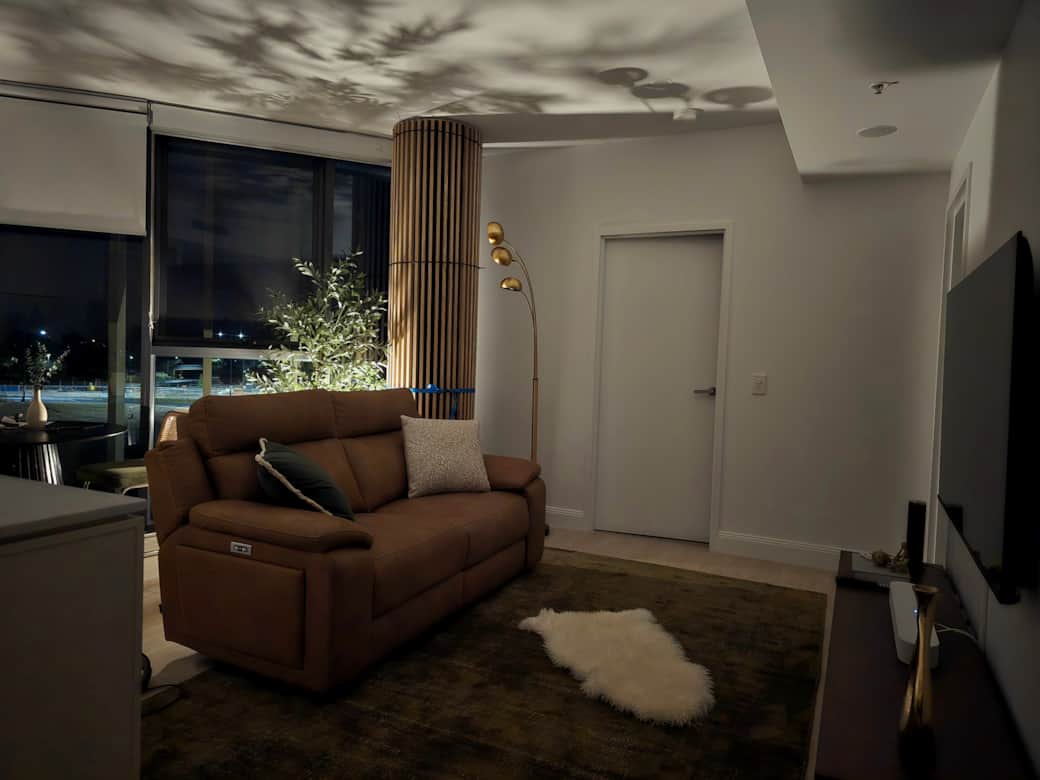 Warm, layered lighting creates a cosy mood at night. Adjust the lights to suit your vibe.