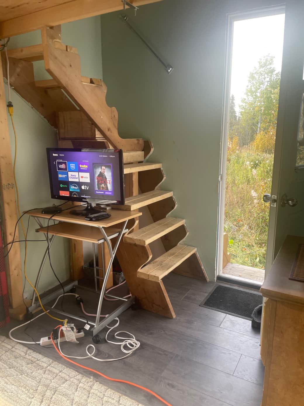 TV with Netflix, Youtube, Tubi