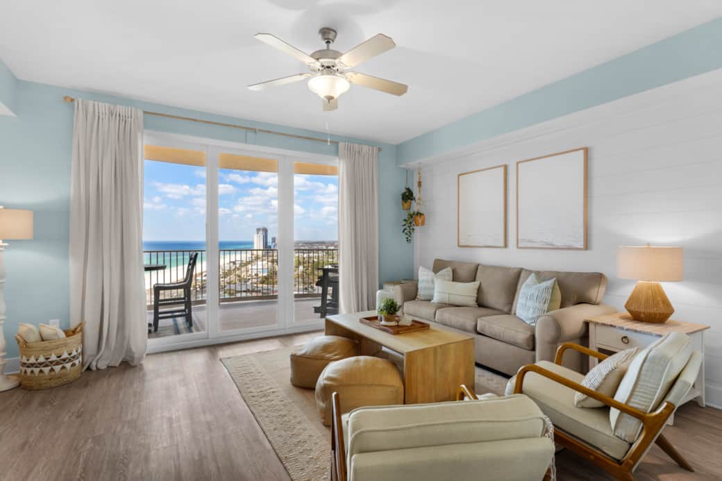 Bright. airy, and beachy - your perfect relaxation spot! Bright. airy, and beachy - your perfect relaxation spot!