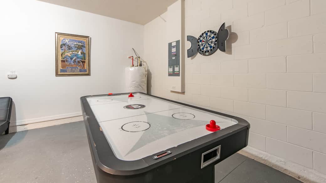 Air Hockey