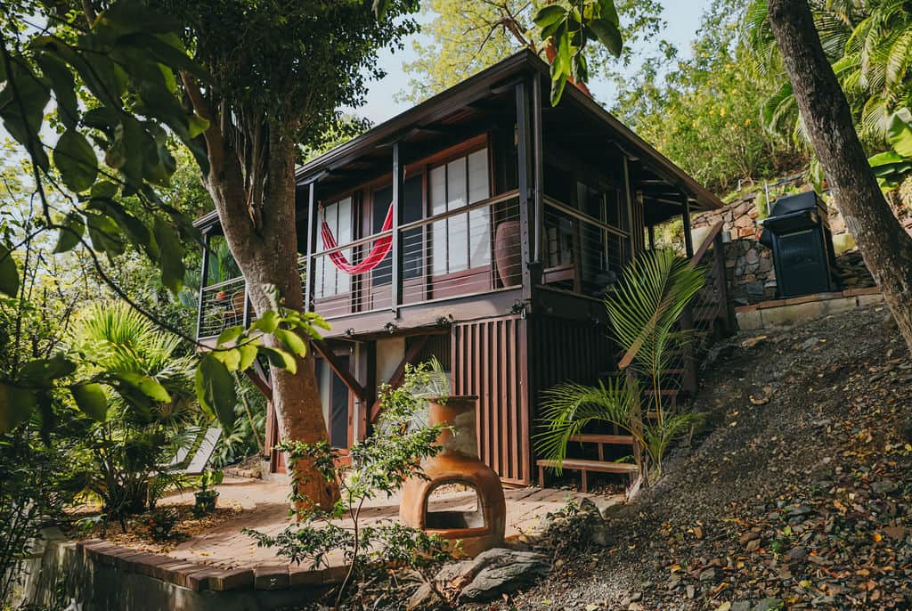 Teahouse Treehouse - unique, romantic, and private