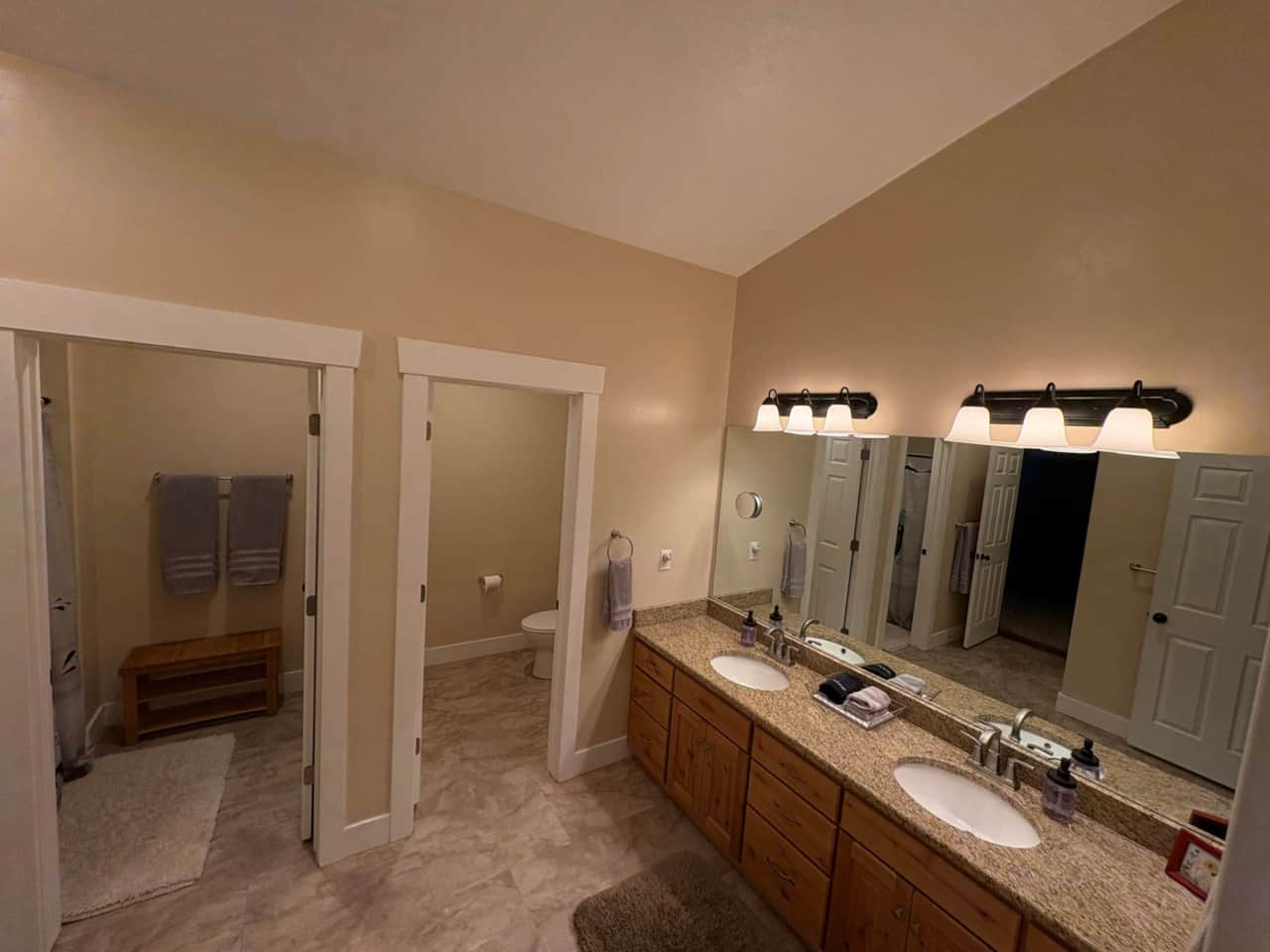Kodiak Bathroom
