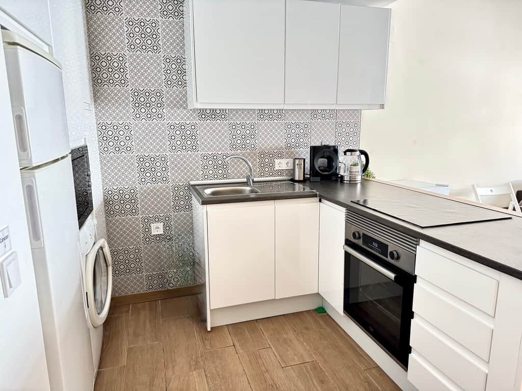 Fully equipped kitchen