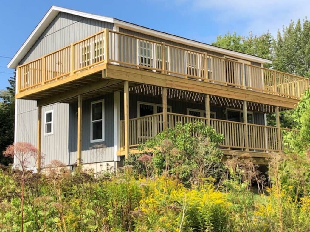 Secluded cottage at Gordon's Wharf ("Perch" is upper level).  
