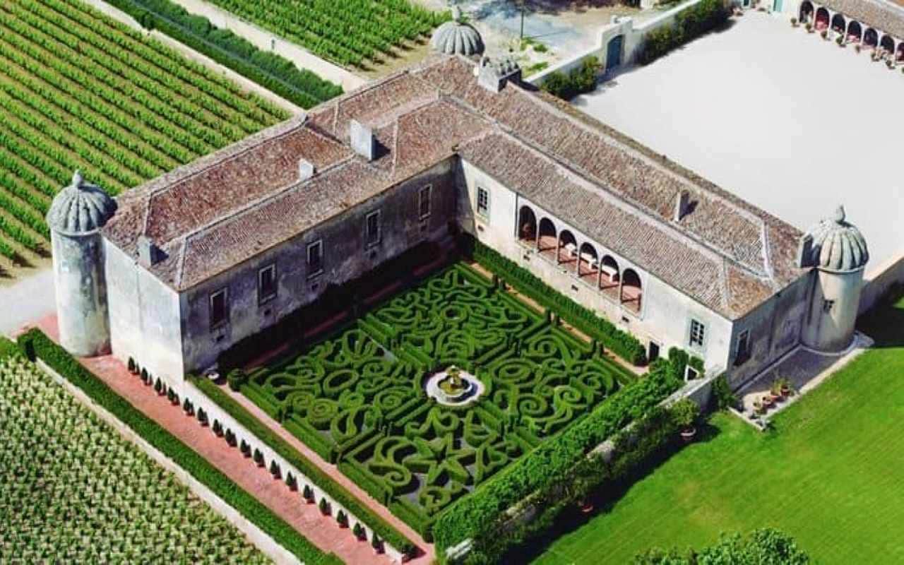 Quinta do Bacalhoa, Azeitão.jpg