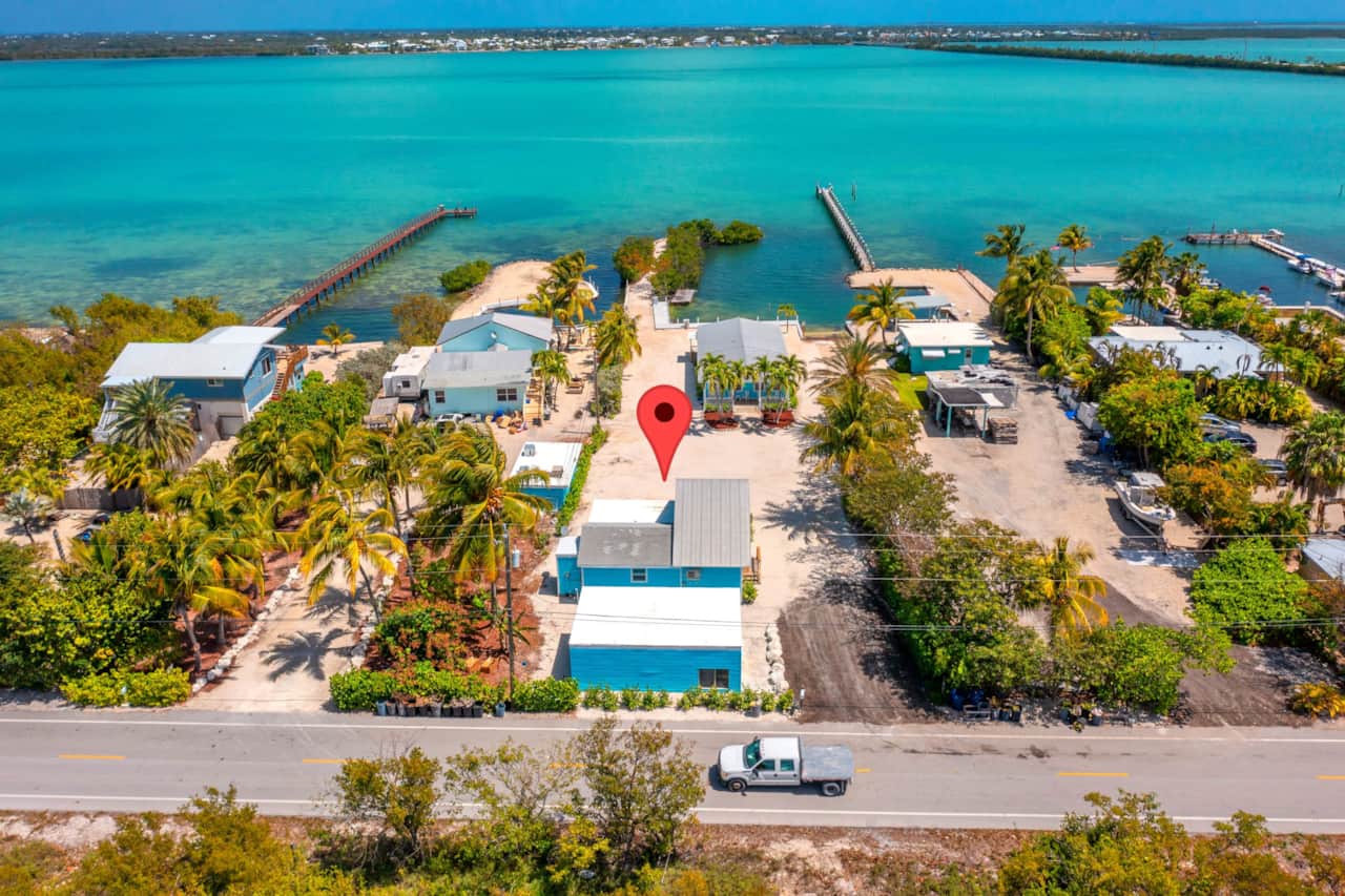 Haven House waterfront approximately 100 feet.