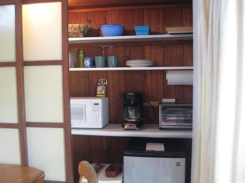 Monet Room- Kitchen Appliances; Microwave, Coffee Maker and Toaster Oven