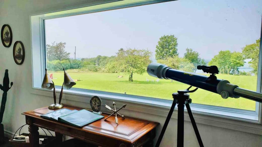 Into Star gazing... your going to love the nights here with this great telescope and open skies 