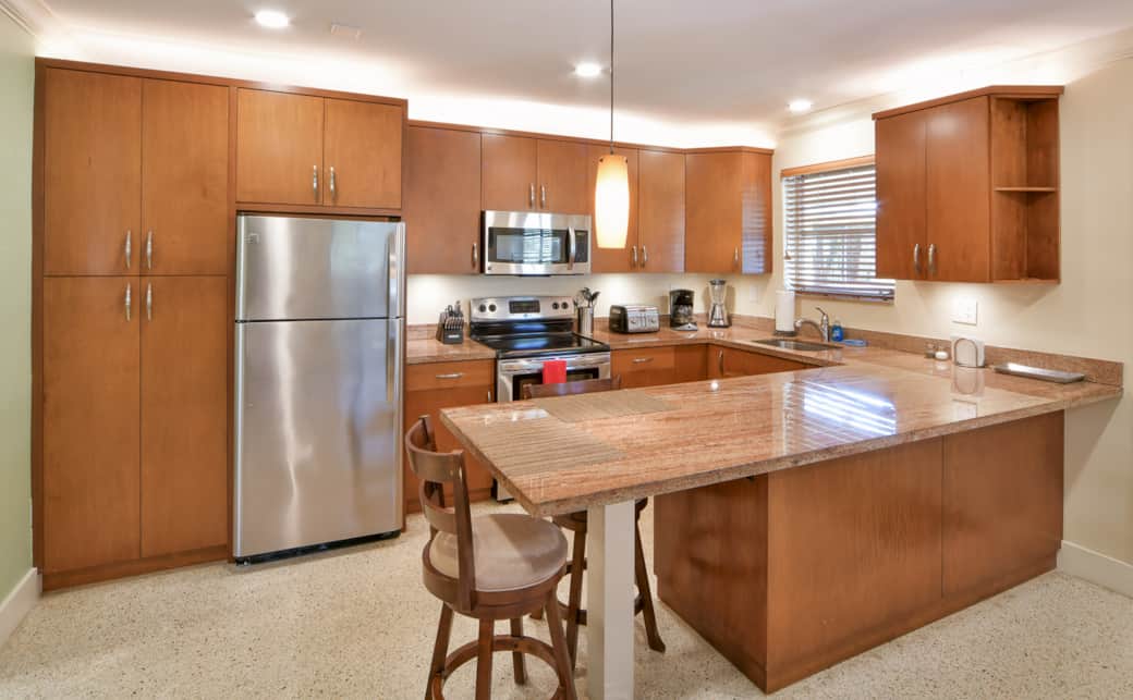 Suite #1 - Kitchen & Dining Suite #1 - Kitchen & Dining
