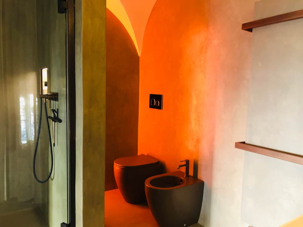 Bathroom (En-Suite)