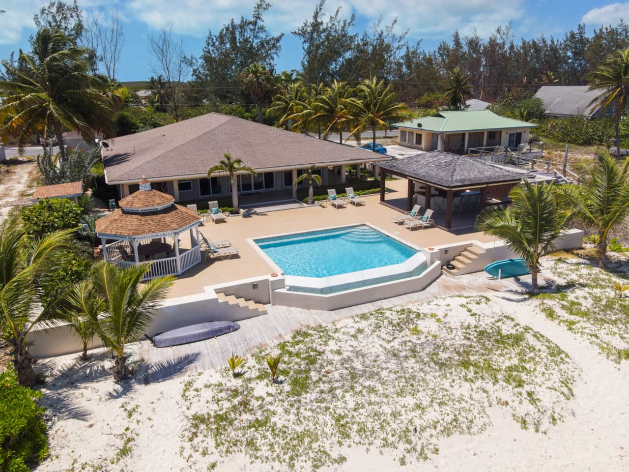 Hart House - Exuma Exclusives Vacation Rentals
