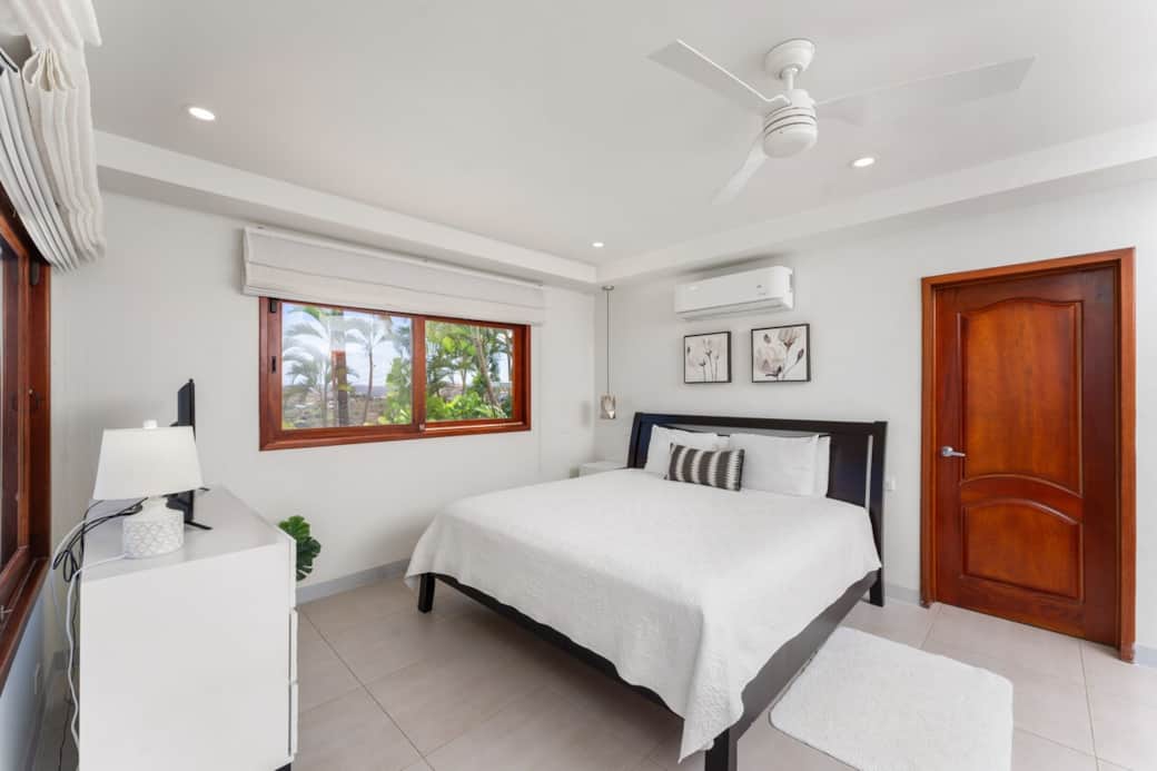 1st Floor Master King Bedroom - Ocean, Pool and Garden views - ensuite.
