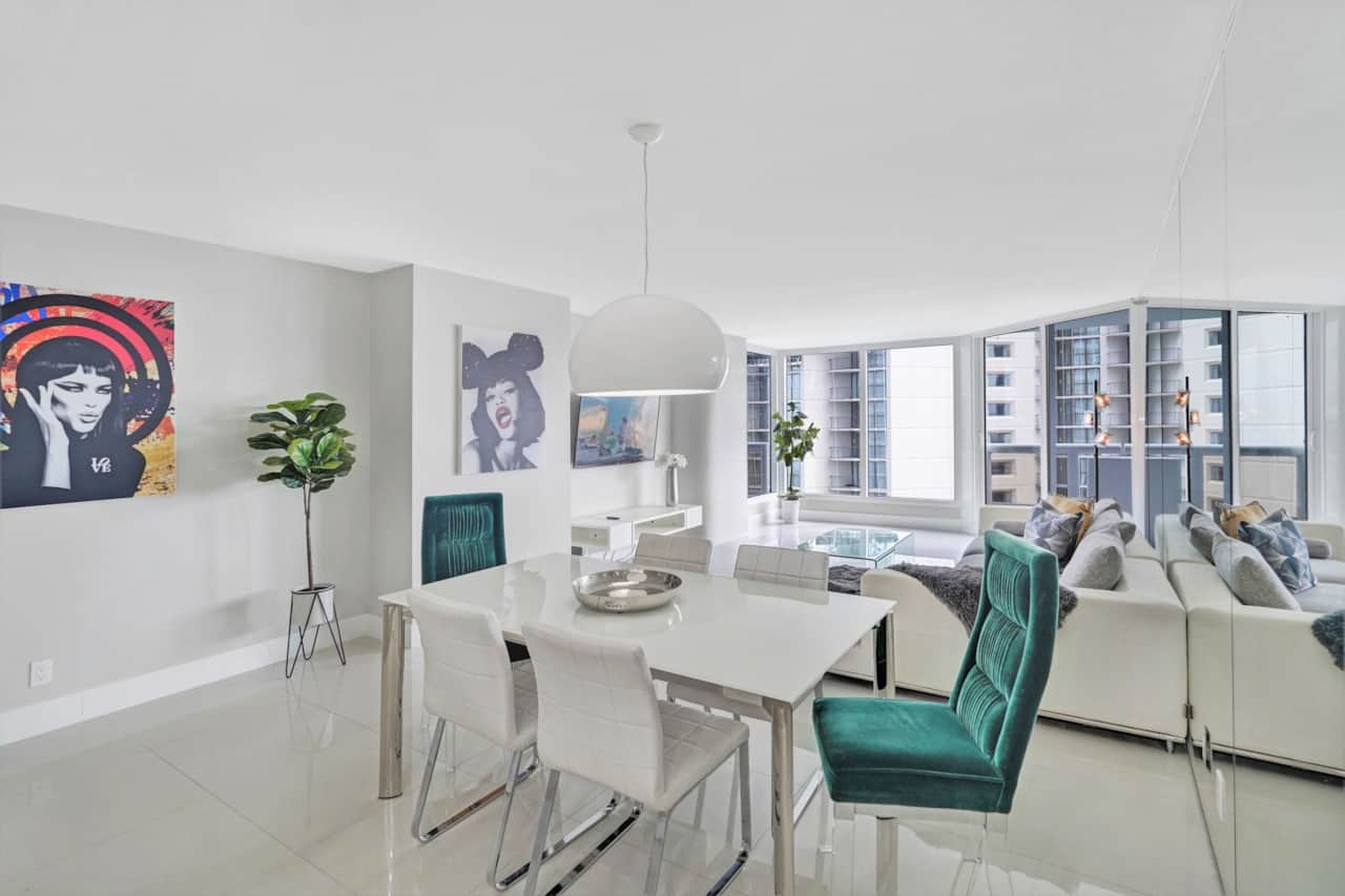 Life Is Gucci! (3 bedroom condo)