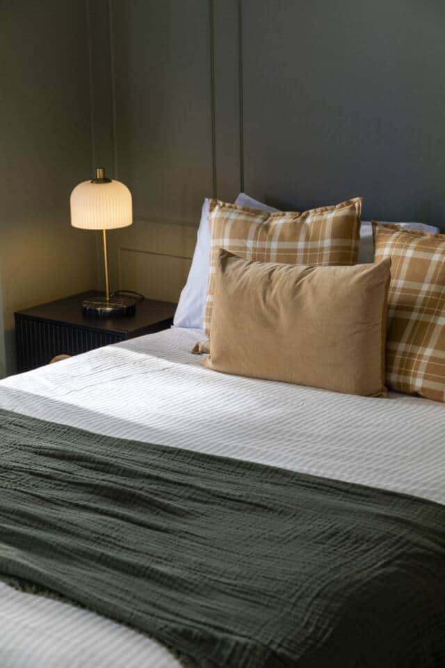 Bedroom 2. Comfortable and functional space, great for corporate or short-term visits. 