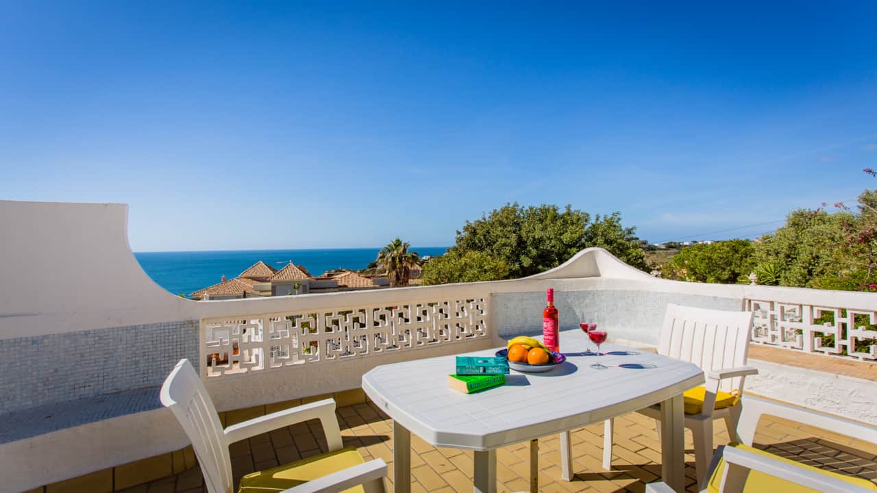 Terrace and Sea Views | Walk to Praia do Peneco and Praia do Tunel