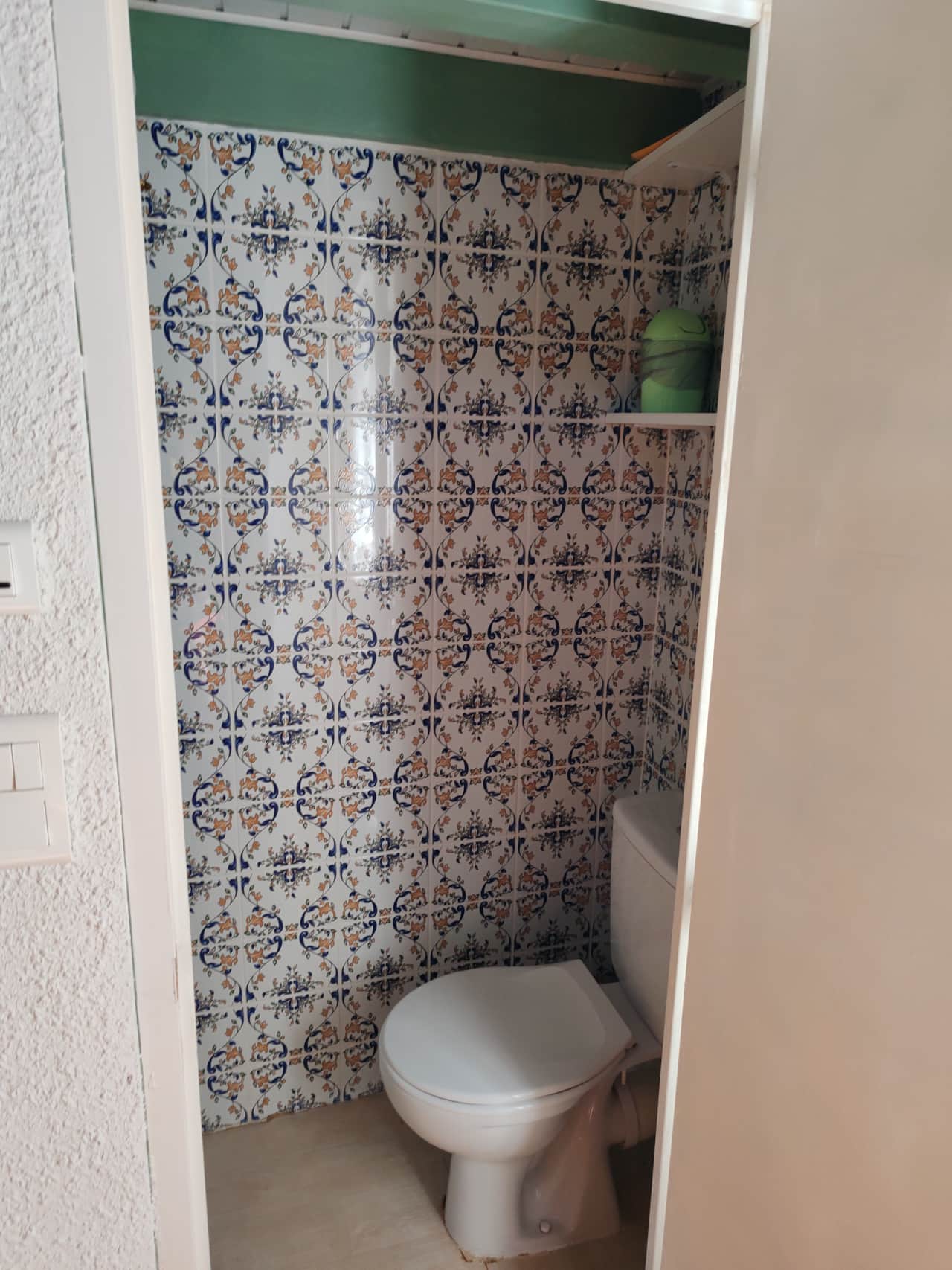 TOILETTES INDEPENDANTS