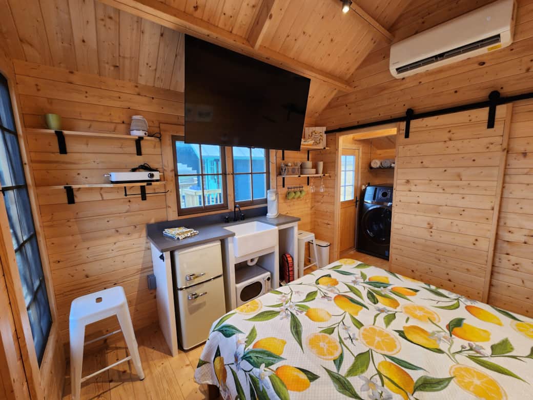 Kitchenette with sink, mini fridge, microwave, single burner hot plate, Keurig & tea kettle!