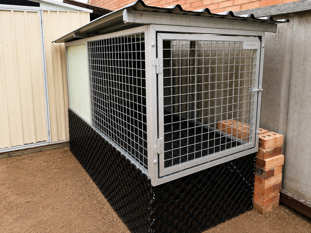 Large Kennel with run
