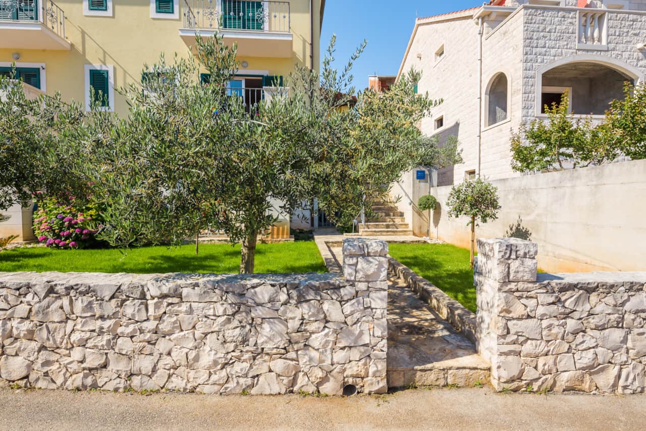 Roko Apartment - Charme Holidays